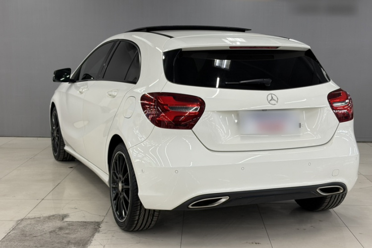 奔驰A级(进口) 2016款 A 200 时尚型车身外观6004