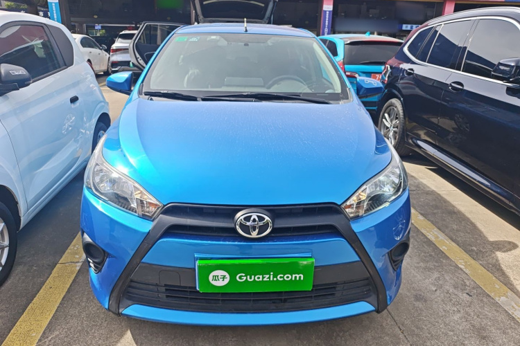丰田 YARiS L 致炫 2014款 1.3E 手动魅动版车身外观2
