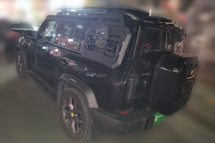 捷途旅行者 2023款 2.0T 四驱穿越PRO车身外观5