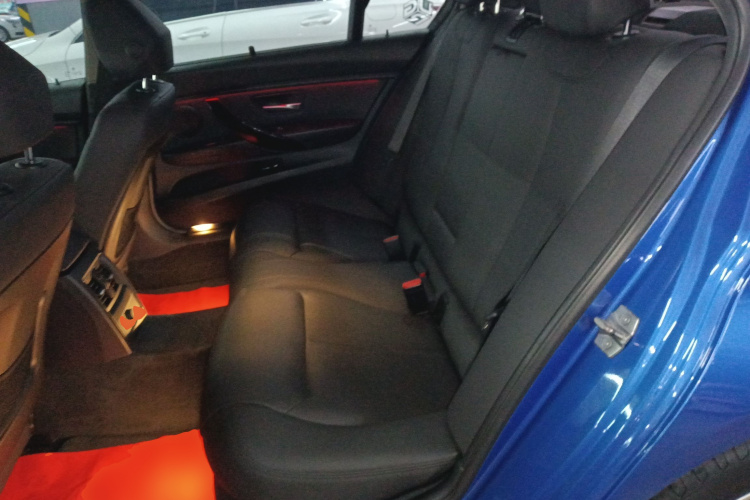 宝马3系 2017款 320Li M运动型中控内饰7004