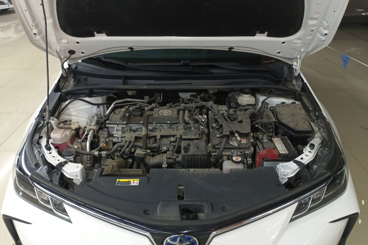 丰田 卡罗拉 2023款 1.8L 智能电混双擎 精英版机舱底盘24
