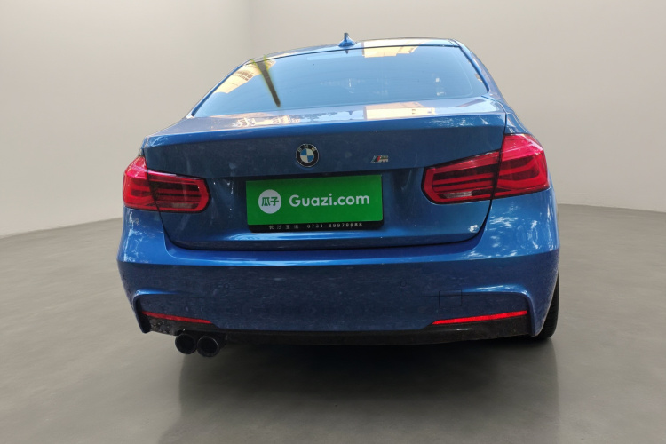 宝马3系 2019款 320i M运动套装车身外观6