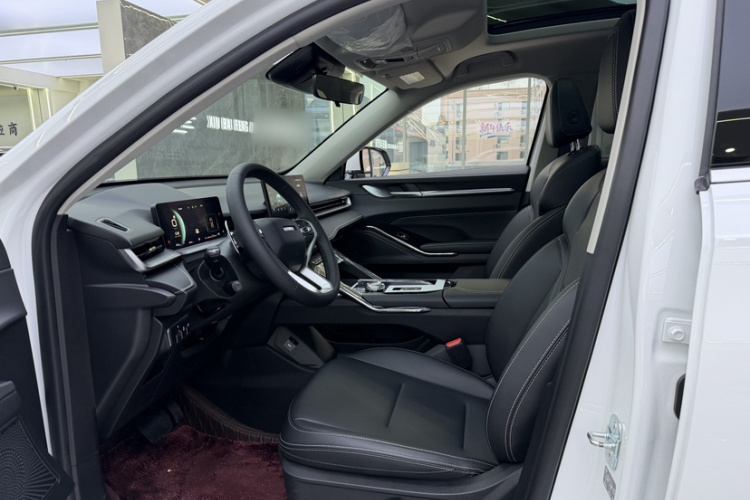哈弗H6 2024款 1.5T 两驱经典版中控内饰7002