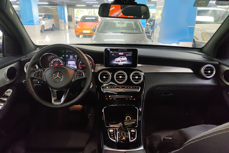 奔驰GLC 2016款 GLC 200 4MATIC中控内饰12