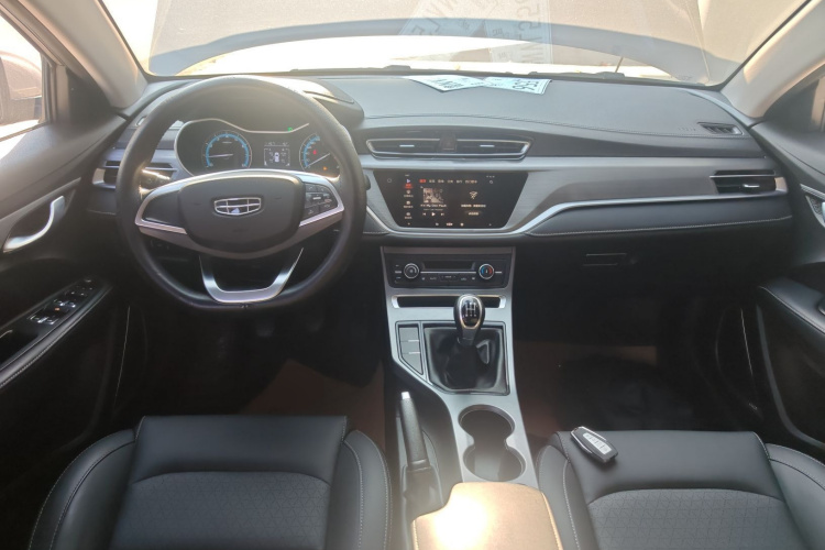 吉利汽车 帝豪 2021款 UP 1.5L 手动豪华型中控内饰7002