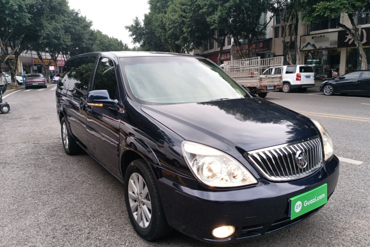 别克GL8 2014款 2.4L 经典版车身外观3