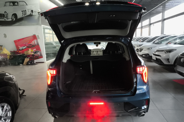 领克01 2021款 2.0TD 两驱耀Pro局部细节23