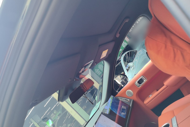 理想汽车 理想L8 2023款 Pro中控内饰22