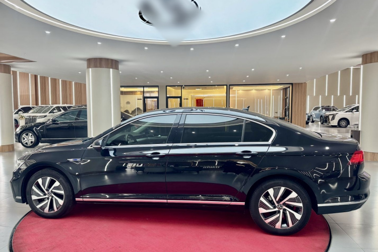 大众 迈腾GTE插电混动 2022款 GTE 豪华型车身外观6004