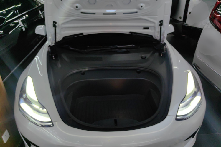 特斯拉 Model 3 2022款 后轮驱动版局部细节24