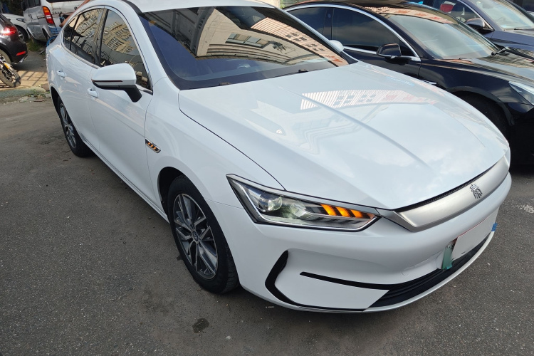 比亚迪 秦PLUS 2021款 EV 500KM 豪华型车身外观6002