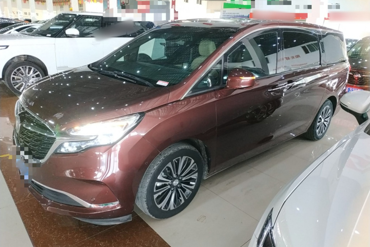 别克GL8 2022款 ES陆尊 653T 豪华型车身外观4