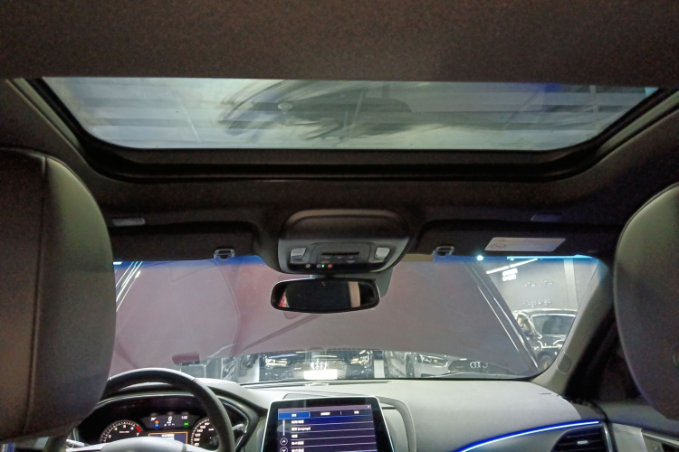 凯迪拉克CT5 2021款 28T 豪华型中控内饰22