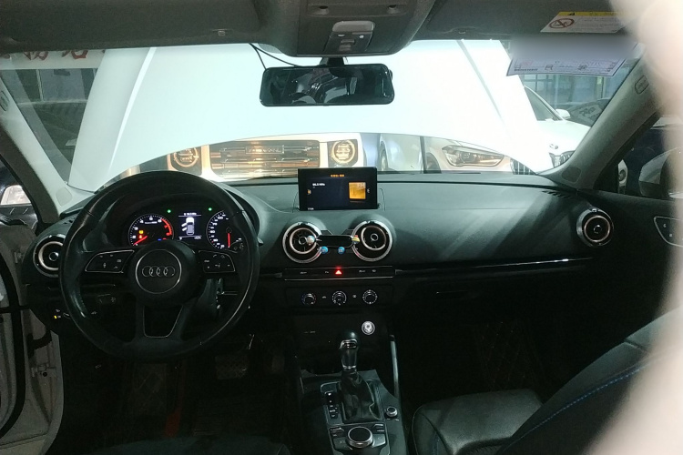 奥迪A3 2020款 Sportback 35 TFSI 时尚型 国VI中控内饰7002