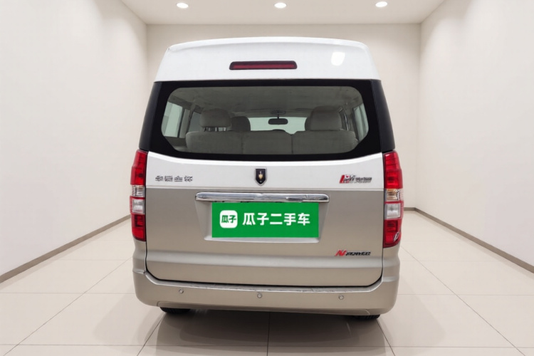 金杯 新海狮X30L 2019款 1.5L财富版国VI SWC15M车身外观6