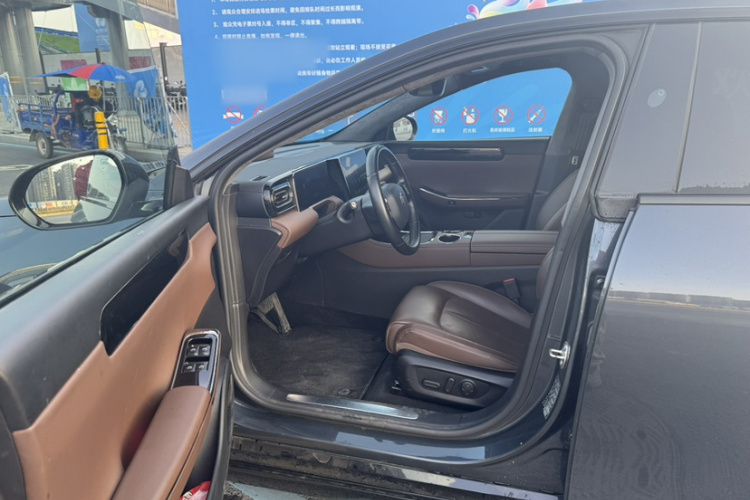 零跑汽车 零跑C01 2022款 后驱长续航版中控内饰7005