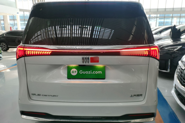 别克 世纪 2023款 2.0T 七座臻享款车身外观6