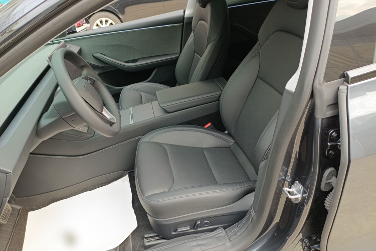 特斯拉 Model 3 2025款 后轮驱动版局部细节19