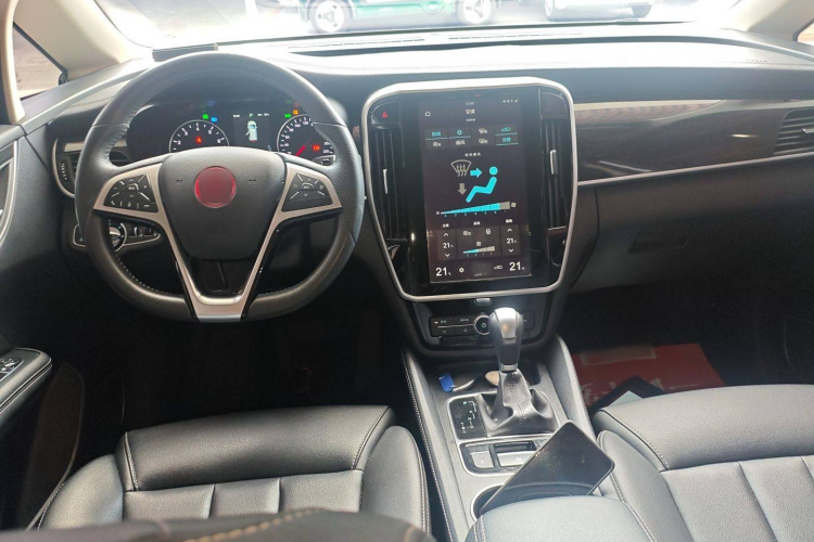 比亚迪 宋MAX 2018款 1.5T 自动智联豪华型 6座中控内饰7002