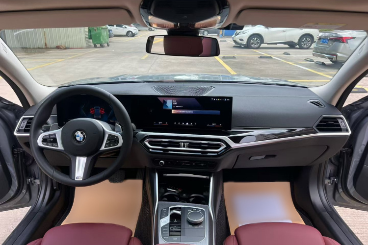 宝马3系 2024款 325Li M运动曜夜套装中控内饰7006