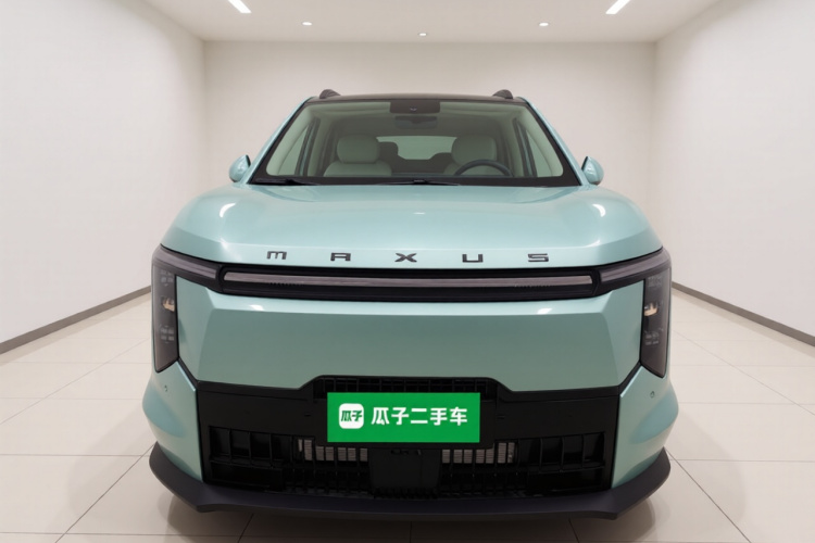 上汽大通MAXUS 大家7 2024款 超混 超长续航版 旗舰版车身外观2