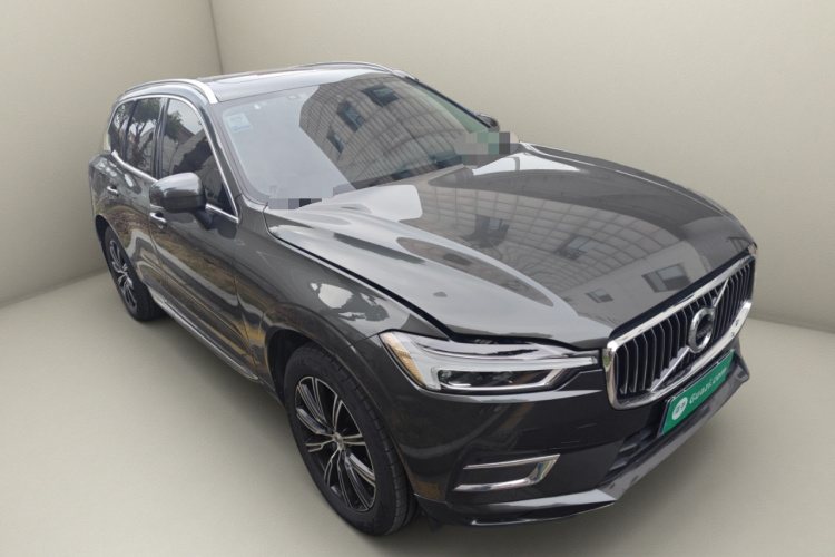 沃尔沃XC60 2020款 T5 四驱智远豪华版车身外观3