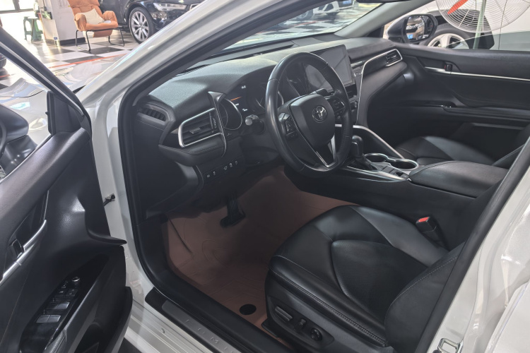 丰田 凯美瑞 2021款 2.0G 豪华版局部细节19