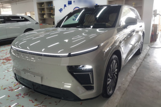 星途 星纪元 ET 2024款 增程 240 Ultra四驱