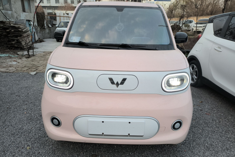 五菱汽车 宏光MINIEV 2024款 第三代 215km 青春版车身外观2