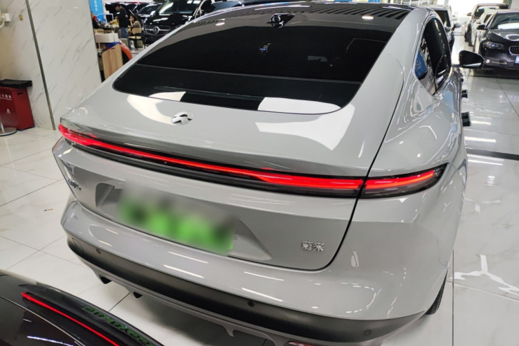 蔚来ET5 2024款 75kWh车身外观6004