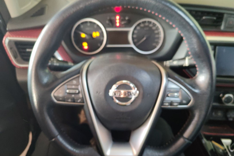 日产 蓝鸟 2016款 1.6L CVT智酷版中控内饰13