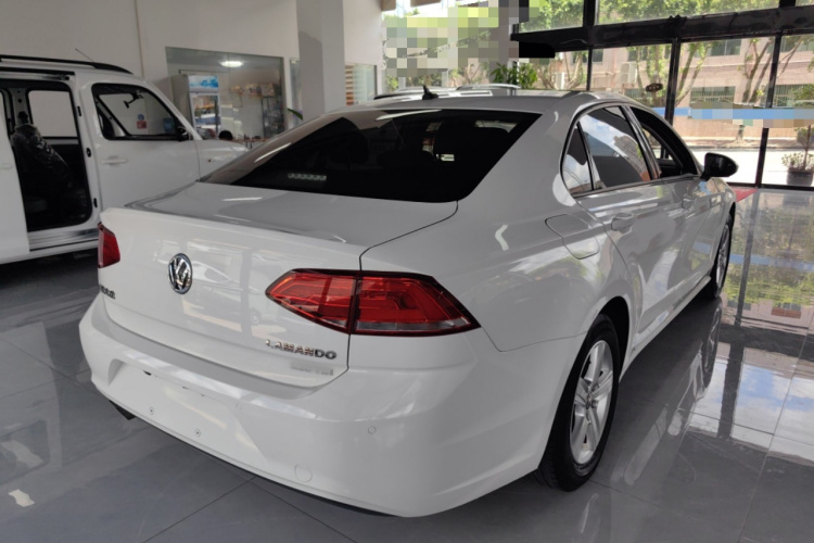 大众 凌渡 2018款 230TSI DSG风尚版车身外观6005