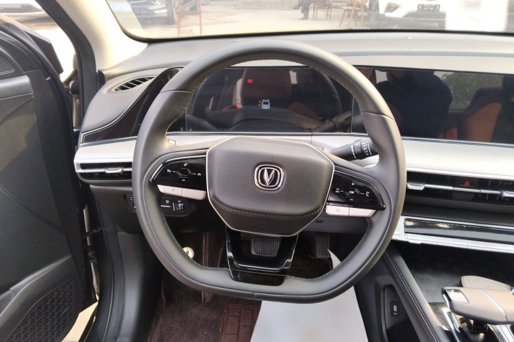 长安 逸动 2024款 PLUS 蓝鲸NE 1.4T GDI DCT高能版中控内饰13