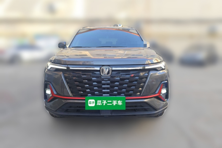长安CS35PLUS 2023款 畅享版 1.4T DCT豪华型车身外观2