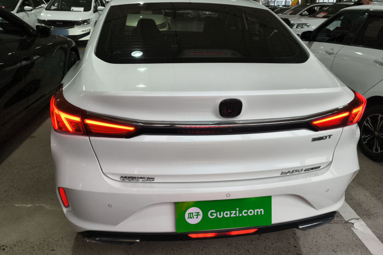 长安 逸动 2021款 PLUS 蓝鲸NE 1.4T GDI DCT尊贵型车身外观6