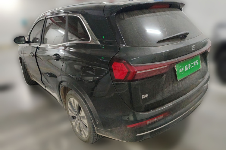 蓝电E5 PLUS 2025款 165km 长续航版 7座车身外观5