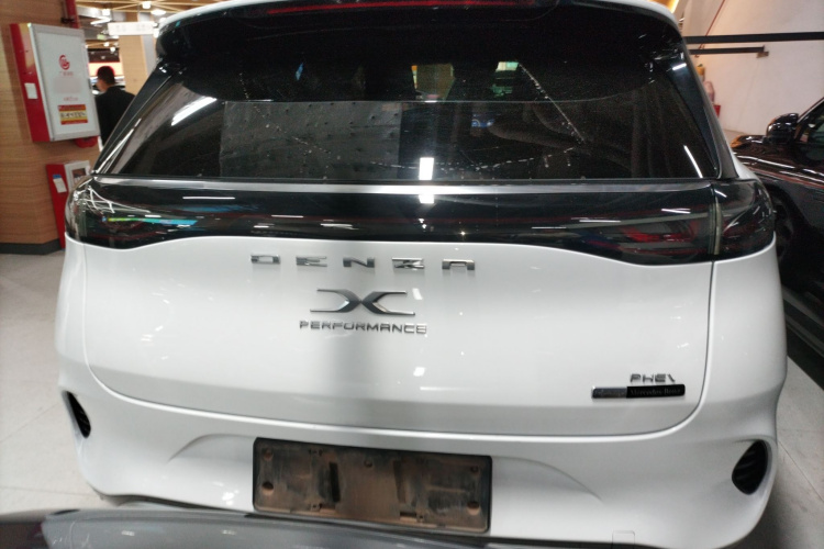 腾势X 2020款 PHEV旗舰版车身外观6