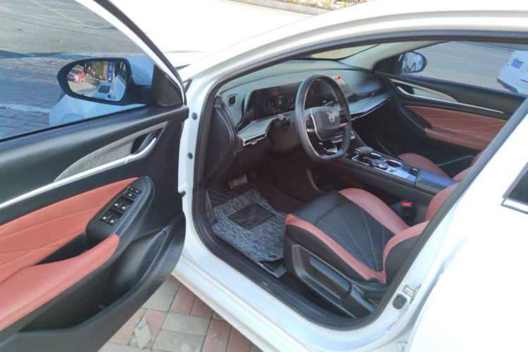 长安 逸动 2023款 畅享版 PLUS 蓝鲸NE 1.4T GDI DCT尊贵版中控内饰20