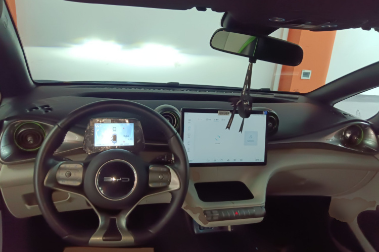 比亚迪 海豚 2021款 405km 时尚版中控内饰12