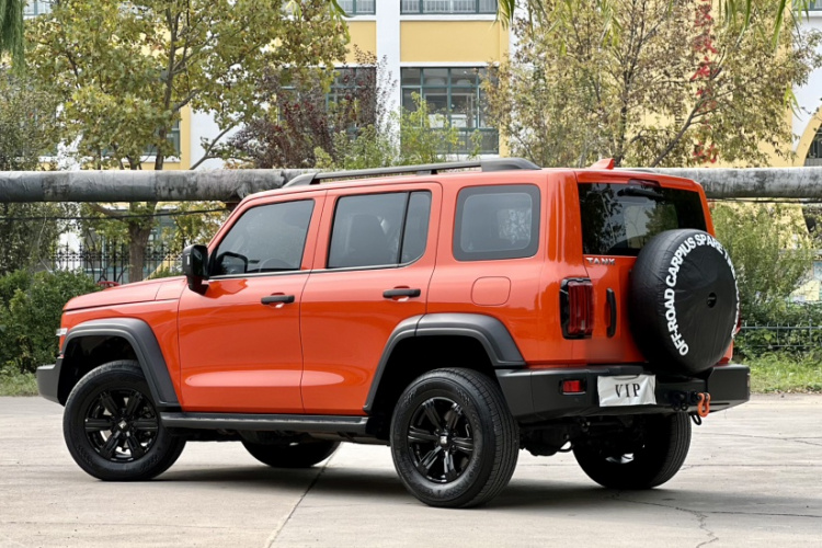 坦克300 2023款 越野版 2.0T 征服者车身外观6005