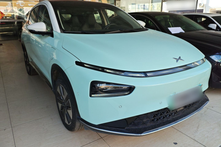 小鹏G3 2022款 G3i 460N+车身外观3