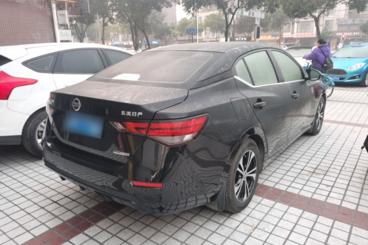 日产 轩逸 2020款 1.6L XL CVT悦享版车身外观7