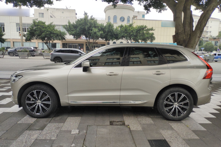 沃尔沃XC60 2020款 T5 四驱智远豪华版车身外观6003