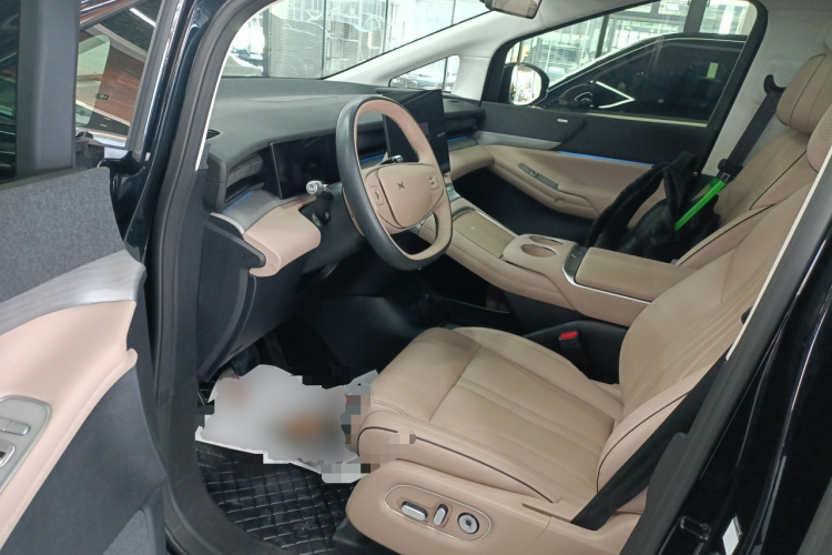 小鹏X9 2024款 610长续航Pro中控内饰20