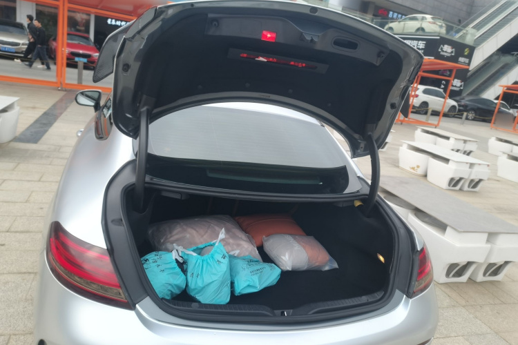 奔驰C级(进口) 2017款 C 200 轿跑版局部细节23