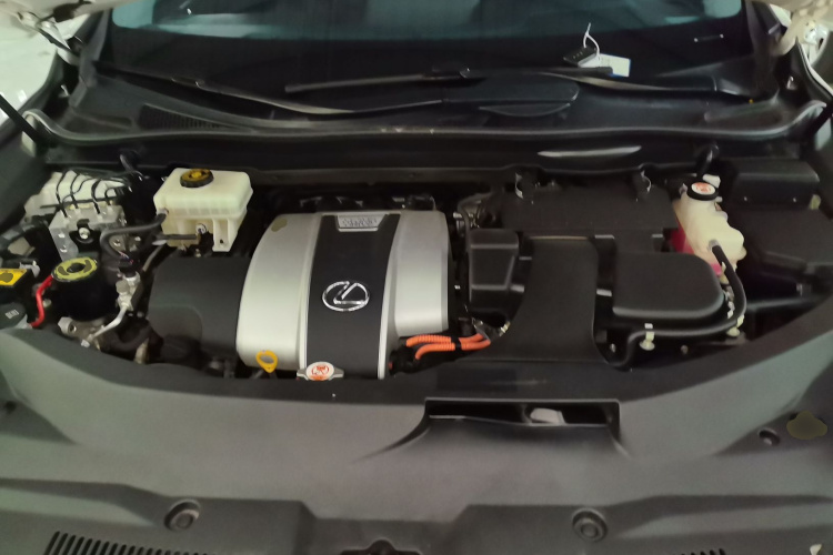 雷克萨斯RX 2016款 450h 四驱典雅版机舱底盘24