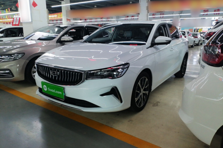 吉利汽车 帝豪 2023款 第4代冠军版 1.5L CVT旗舰型车身外观1