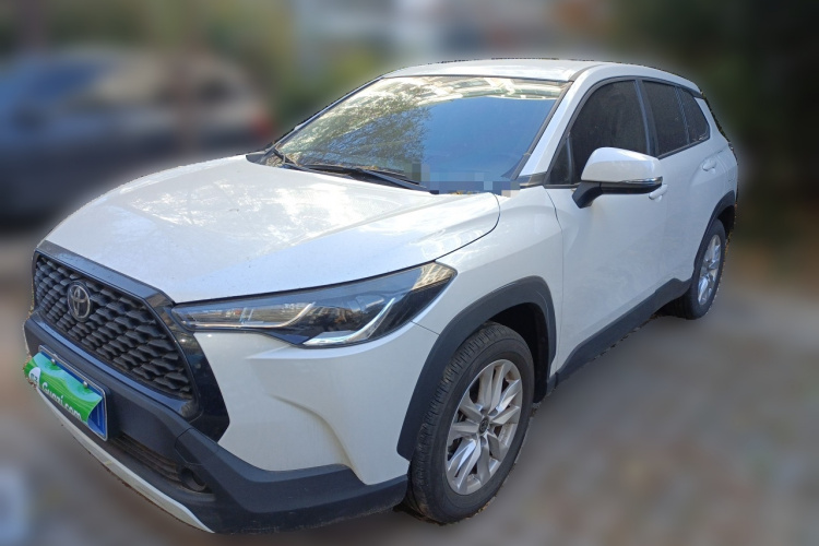 丰田 卡罗拉锐放 2023款 2.0L 先锋版车身外观1