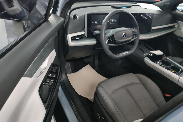 长安UNI-T 2023款 第二代 1.5T 旗舰型中控内饰20