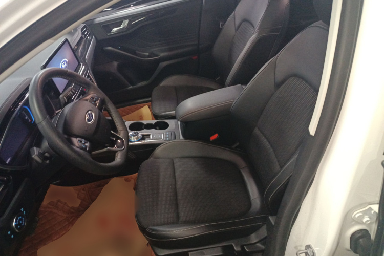 福特 福克斯 2021款 两厢 EcoBoost 180 自动锋潮型中控内饰19